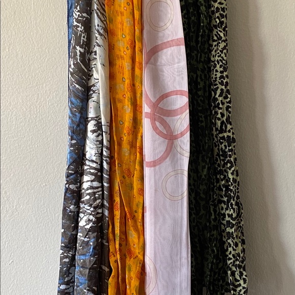 Silk scarf - Picture 2 of 2